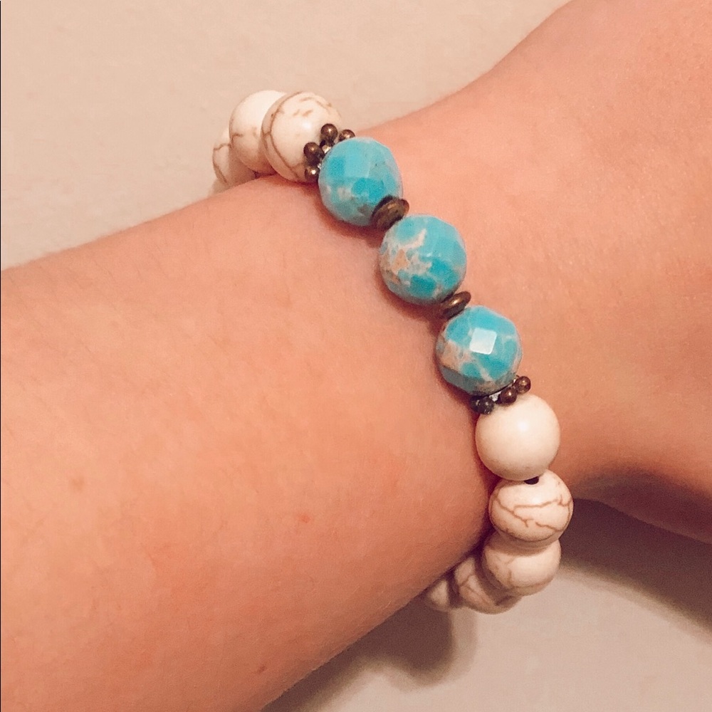 Bohemian turquoise and cream bracelet